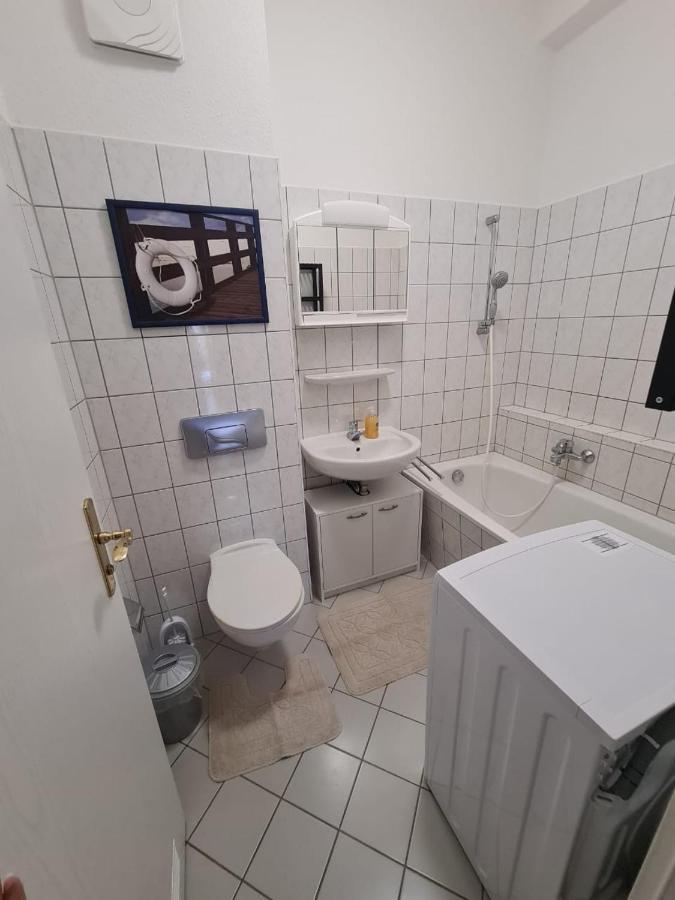 Flex Aparts - 2-Raum Wohnung In Zwickau Mit Balkon Екстериор снимка